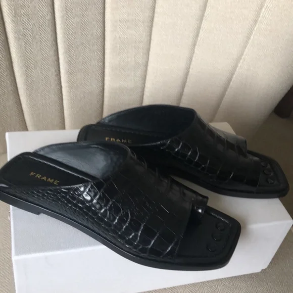 FRAME LeHewitt Leather Slide Sandal (Size 6.5) NWT - Picture 8 of 14